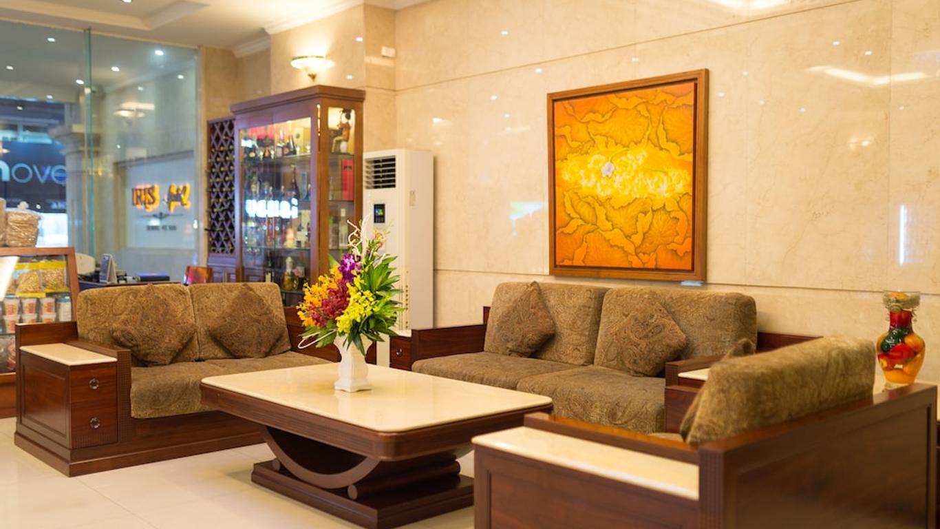 Iris Hotel