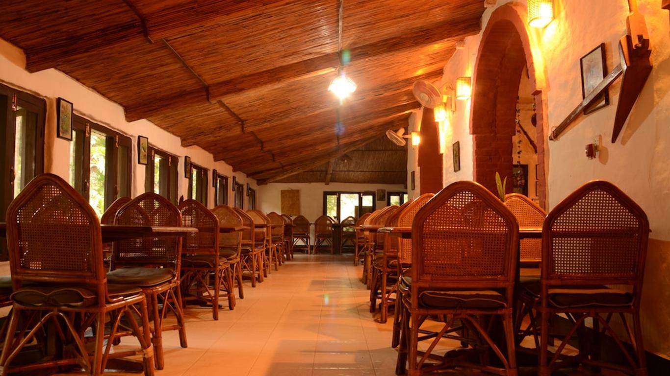 Safari Narayani Hotel