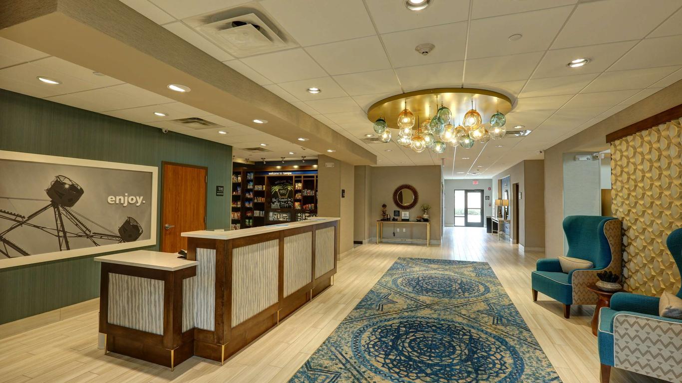 Hampton Inn & Suites by Hilton Tampa Busch Gardens Area