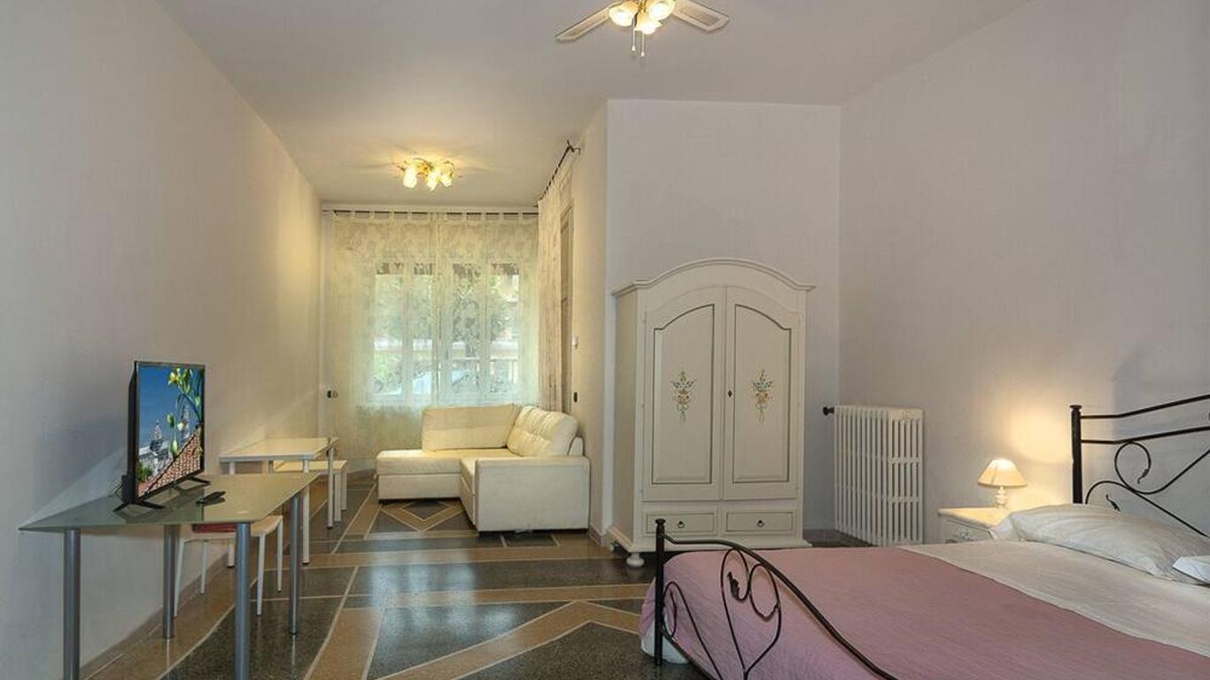 Centrally Located Townhouse in Pisa