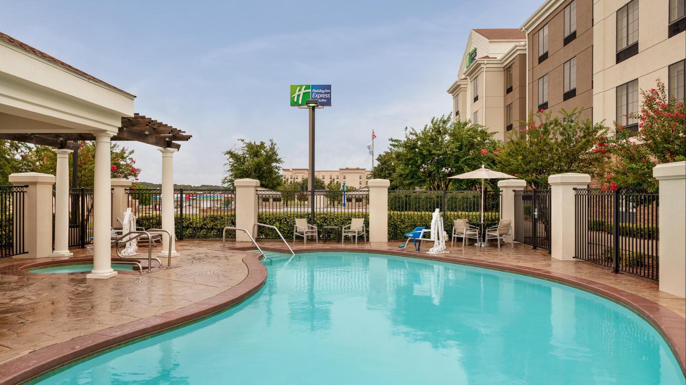 Holiday Inn Express & Suites Mcalester