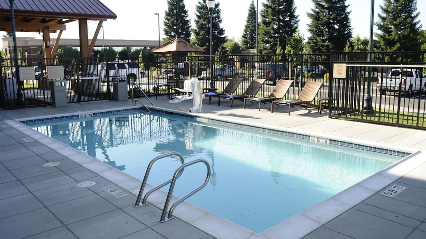 Towneplace Suites Redding
