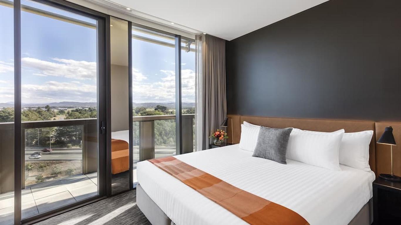 Vibe Hotel Canberra
